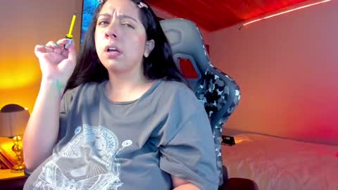 Snapshot of coraline_latin chatting on January 13, 12:30 am Coraline online show from January 13, 12:30 am