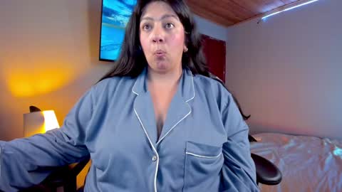 Snapshot of coraline_latin chatting on January 26, 12:58 am Coraline online show from January 26, 12:58 am