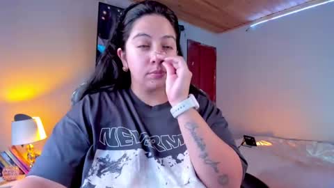 Snapshot of coraline_latin chatting on February 1, 9:08 pm Coraline online show from February 1, 9:08 pm