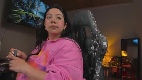 Snapshot of coraline_latin chatting on February 12, 9:01 pm Coraline online show from February 12, 9:01 pm