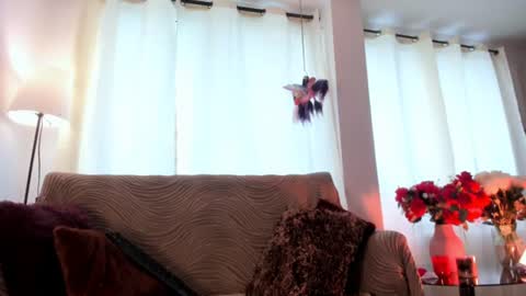Snapshot of coralinekam1 chatting on July 10, 6:54 pm Coralinekam1 online show from July 10, 6:54 pm