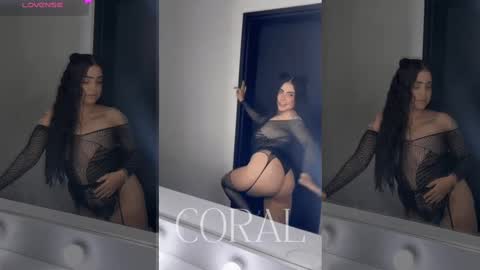 Snapshot of coralkihot chatting on November 8, 10:15 am C O R A L C A L I O P E online show from November 8, 10:15 am