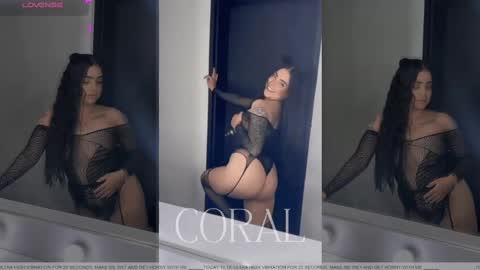 Snapshot of coralkihot chatting on November 12, 9:53 am C O R A L C A L I O P E online show from November 12, 9:53 am