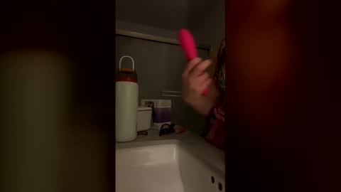 Snapshot of corals_house chatting on February 11, 7:13 am corals_house online show from February 11, 7:13 am