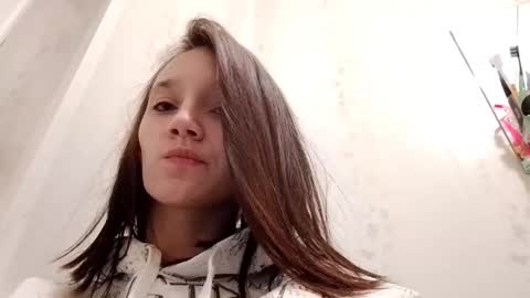 Lina online show from January 18, 9:24 am