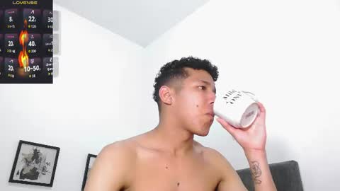 Snapshot of corbin_jr chatting on August 6, 7:54 am Corbin Jr online show from August 6, 7:54 am