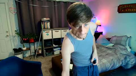 Snapshot of corbinkelly chatting on December 20, 11:28 am Corbin Kelly online show from December 20, 11:28 am