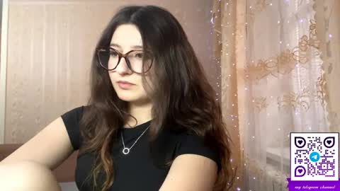 Elisheva online show from April 11, 12:20 pm