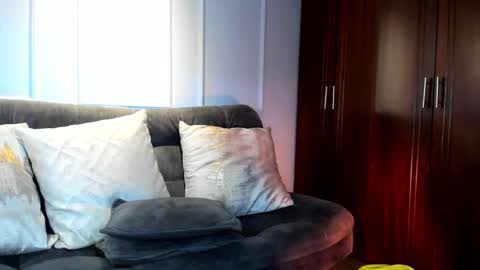 DaveMonsalve online show from December 15, 3:45 am