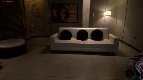 Corinne Russo online show from February 17, 11:07 am