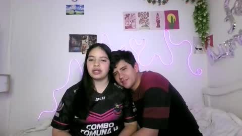 Snapshot of corners_horny1 chatting on December 3, 4:42 am sofia online show from December 3, 4:42 am