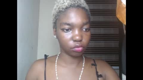 Snapshot of cornxcuntx chatting on September 15, 7:47 pm cornxcuntx online show from September 15, 7:47 pm