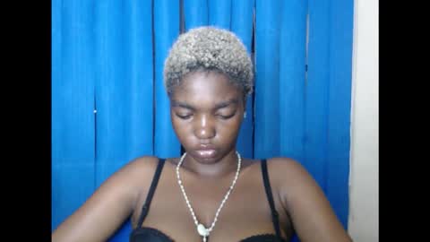 Snapshot of cornxcuntx chatting on September 23, 12:13 am cornxcuntx online show from September 23, 12:13 am