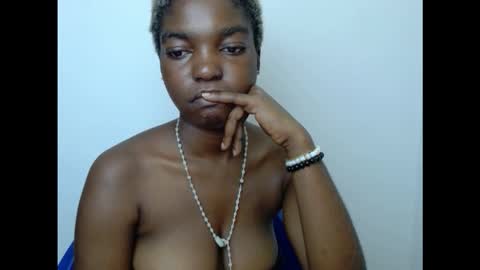 Snapshot of cornxcuntx chatting on October 6, 2:25 pm cornxcuntx online show from October 6, 2:25 pm