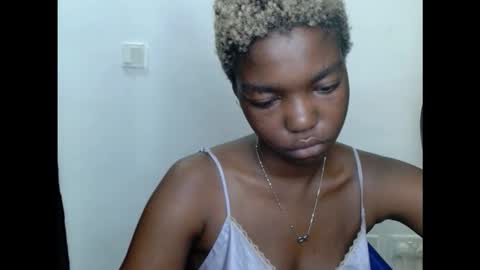 Snapshot of cornxcuntx chatting on October 27, 7:34 am cornxcuntx online show from October 27, 7:34 am