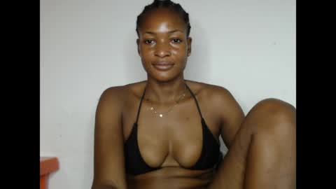 cornxslut online show from May 16, 9:13 pm
