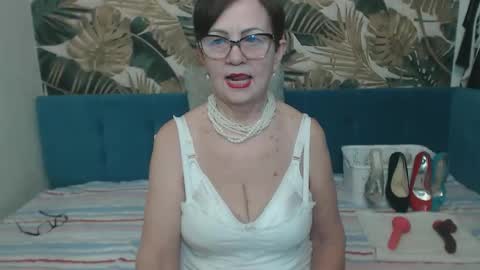 Snapshot of corssika chatting on March 12, 6:55 pm corssika online show from March 12, 6:55 pm