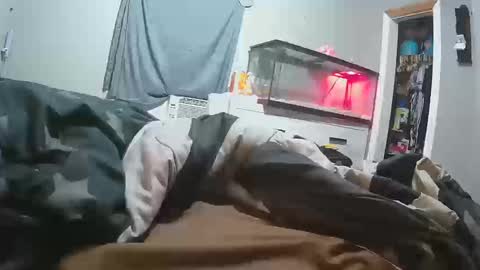 Snapshot of corynkayla23 chatting on October 10, 4:55 am corynkayla23 online show from October 10, 4:55 am