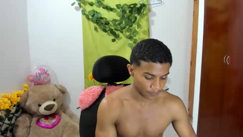 Ethan  online show from January 5, 11:33 pm