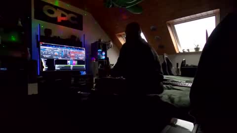 Snapshot of cosmicdreamer690 chatting on October 15, 10:04 am CosmicDreamer690 online show from October 15, 10:04 am