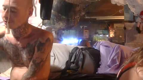 Snapshot of cotybonilla chatting on October 8, 10:02 am Leftys Way online show from October 8, 10:02 am