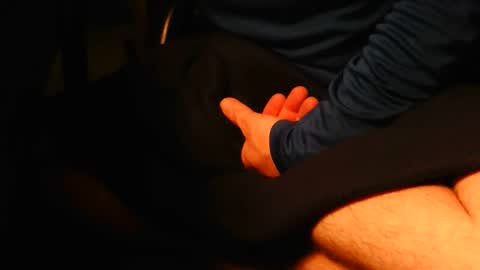 Snapshot of couple4bdsm20 chatting on May 24, 8:30 am couple4bdsm20 online show from May 24, 8:30 am