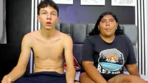 couple_burning_passion online show from September 26, 7:40 pm