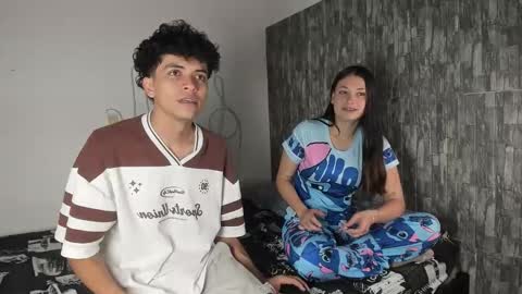 Val y Sal online show from May 4, 11:06 am