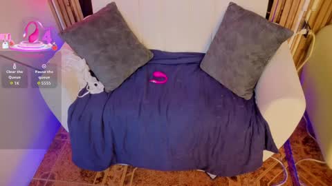 couple_matures23_pm online show from April 5, 2:14 pm