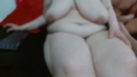 Snapshot of couple_milk_rs chatting on December 26, 8:11 pm couple_milk_rs online show from December 26, 8:11 pm