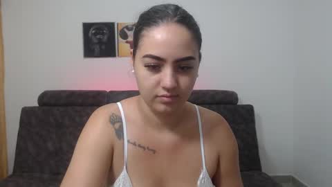 Snapshot of couple_sexandlove chatting on March 11, 10:51 am ALEJANDRO Y EMILY online show from March 11, 10:51 am
