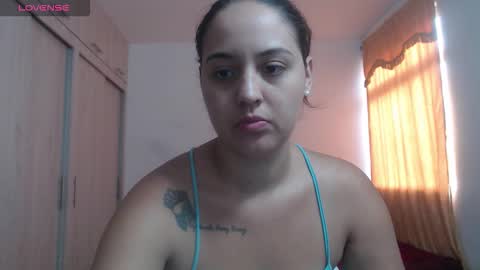 Snapshot of couple_sexandlove chatting on October 15, 9:15 pm ALEJANDRO Y EMILY online show from October 15, 9:15 pm