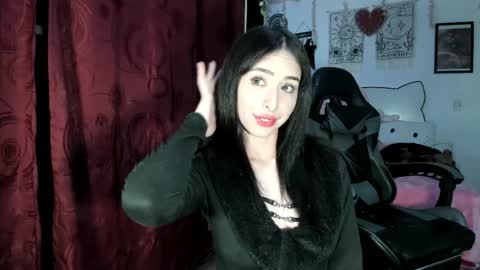 MIA LIZ AND SAM online show from April 10, 8:30 am