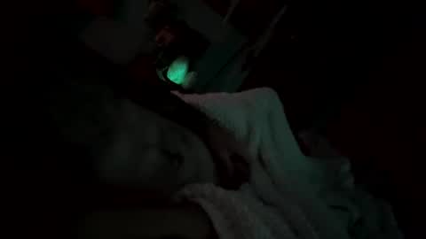 Snapshot of couple_who_freaks chatting on December 3, 10:06 am Bald Beautiful online show from December 3, 10:06 am