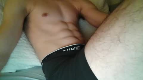 Snapshot of couplequckies chatting on January 1, 4:50 am couplequckies online show from January 1, 4:50 am