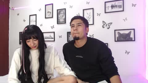 Snapshot of coupsextop chatting on February 14, 7:49 am Juli and Liam online show from February 14, 7:49 am