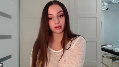Snapshot of courtney_lux chatting on October 23, 2:27 pm Courtney online show from October 23, 2:27 pm