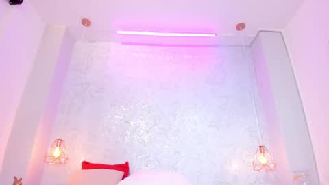 Snapshot of courtneycarterr chatting on February 25, 7:20 am courtney online show from February 25, 7:20 am