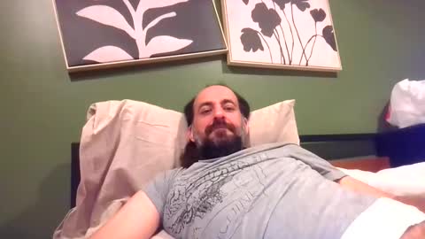 Snapshot of cowie_ chatting on December 15, 3:44 am cowie_ online show from December 15, 3:44 am