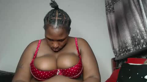 Erykah online show from April 17, 5:38 pm