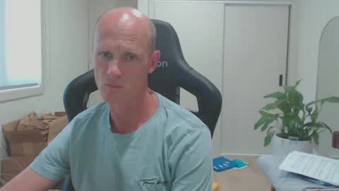 Snapshot of cptduckpants chatting on February 4, 1:34 am cptduckpants online show from February 4, 1:34 am