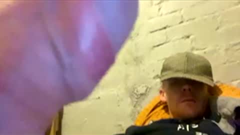 craigyjaybp215577 online show from April 19, 2:11 am