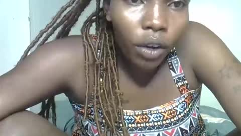 craizybitch online show from January 22, 1:00 pm