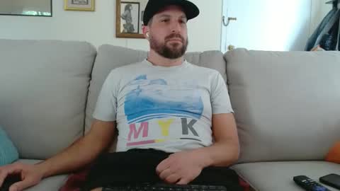 Snapshot of cram0658 chatting on May 6, 12:52 am cram online show from May 6, 12:52 am