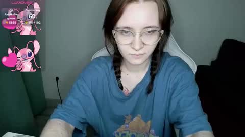 Snapshot of crash_test13 chatting on October 31, 8:10 pm crash_test13 online show from October 31, 8:10 pm