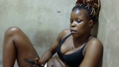 Snapshot of crazy_ebony256 chatting on July 5, 4:52 am crazy_ebony256 online show from July 5, 4:52 am
