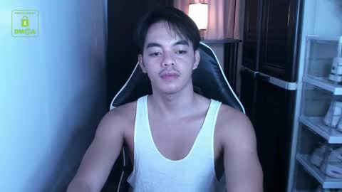 Snapshot of crazyasiancum chatting on December 7, 10:12 am Zion online show from December 7, 10:12 am