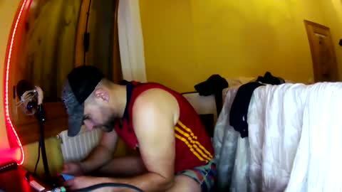 Snapshot of crazyboy44412345 chatting on November 21, 6:12 am crazyboy44412345 online show from November 21, 6:12 am