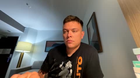 crazycock1213 online show from May 18, 10:48 pm