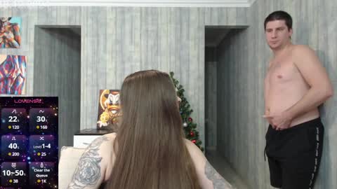 Snapshot of crazycouple1993 chatting on December 18, 11:45 am Kerry  Ronny. More customized contentFREE following  online show from December 18, 11:45 am